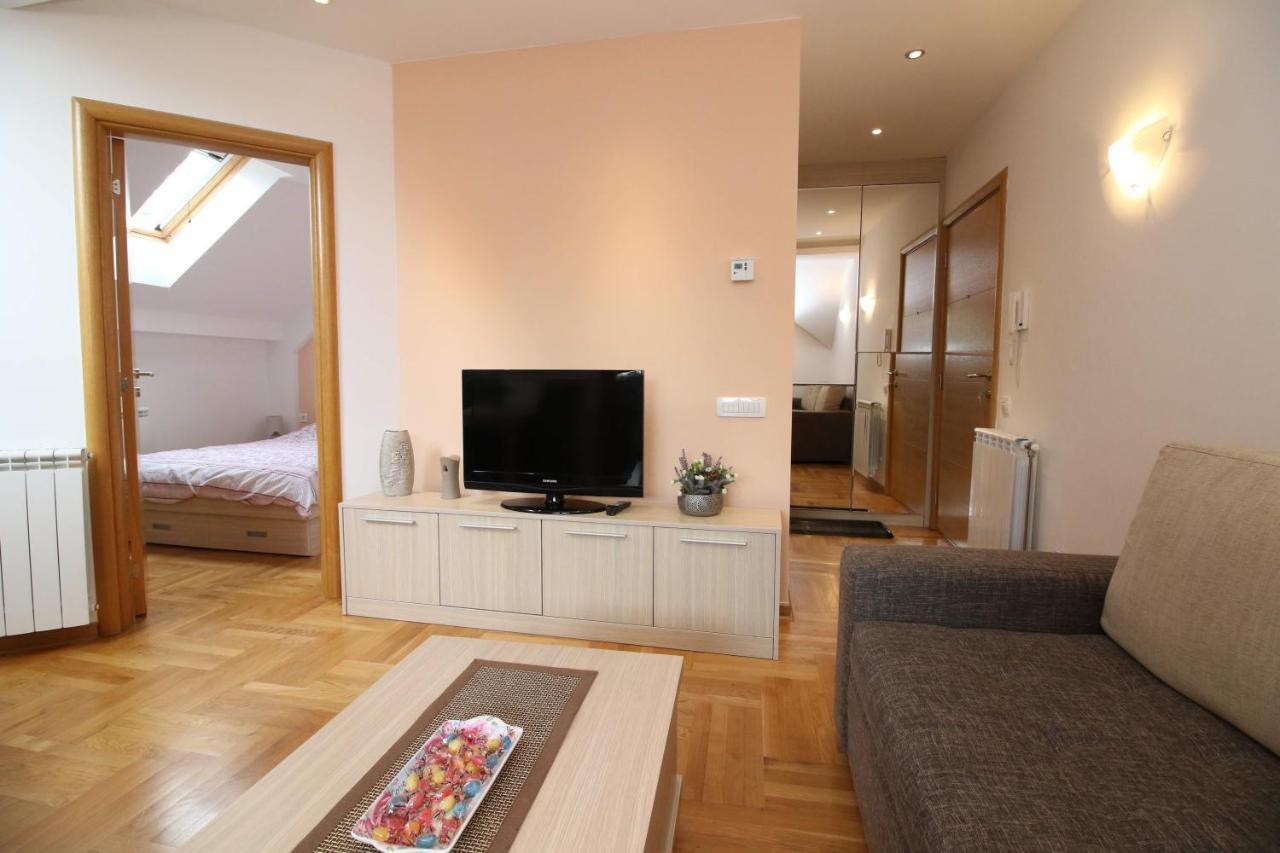 Apartman Bibi Apartment *